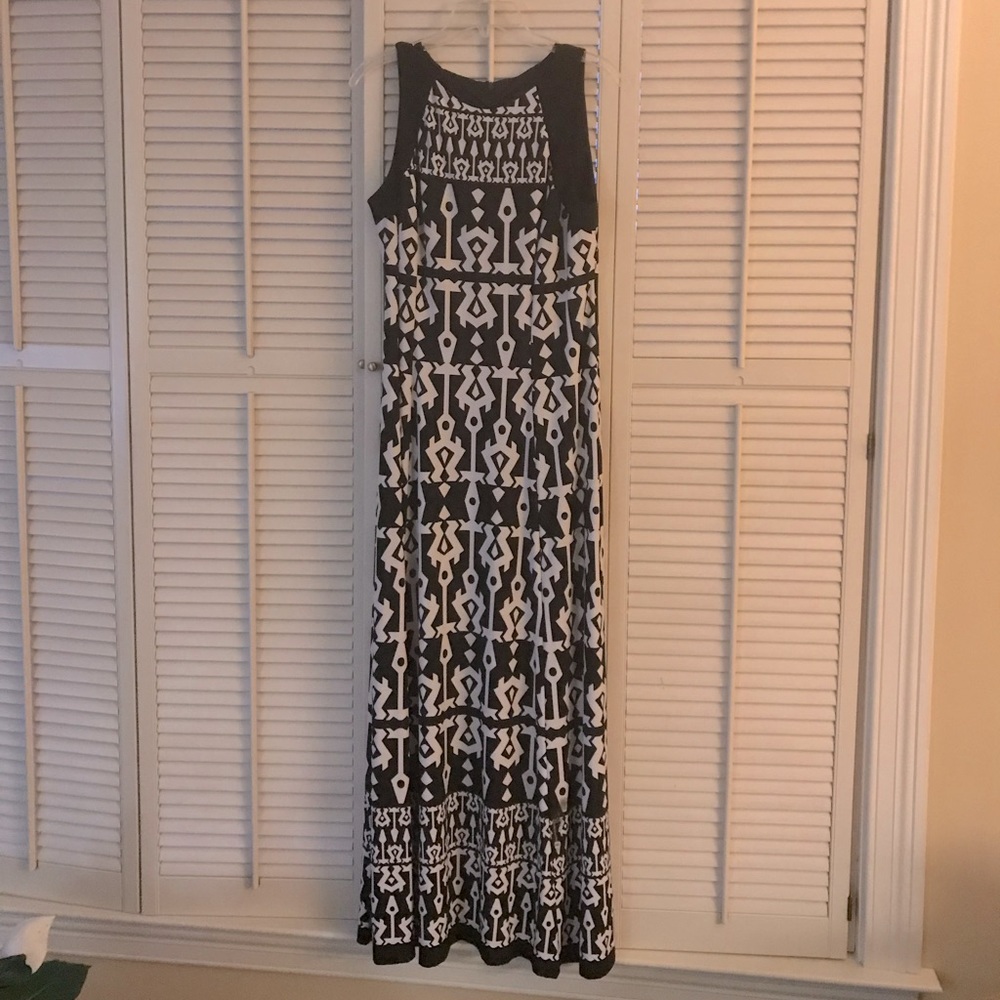 R & M Richard’s Maxi Dress, Size 14.